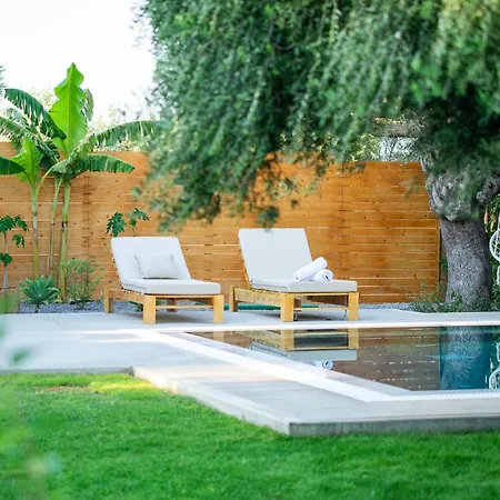 Elea Blu Pool & Garden Villa *